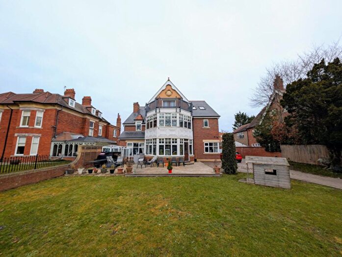 7 Bedroom Detached House For Sale In Abbey Road, Darlington, DL3