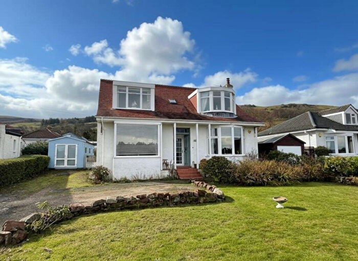 3 Bedroom Flat For Sale In Main Road, Fairlie, KA29