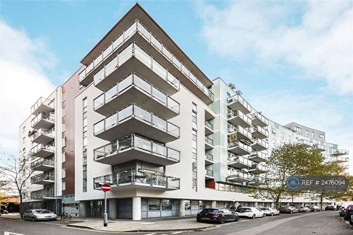 2 Bedroom Flat To Rent In Sun Passage, London, SE16