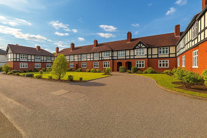 2 Bedroom Flat To Rent In London Road, North Cheam, SM3