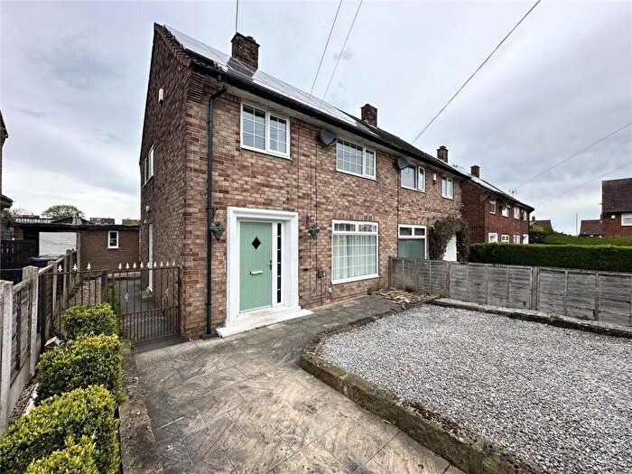 3 Bedroom Semi Detached House To Rent In Swarcliffe Road, Leeds, West Yorkshire, LS14
