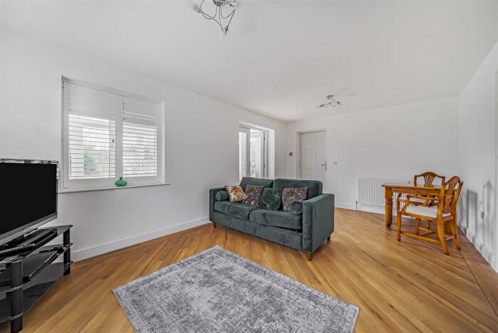 1 Bedroom Cottage To Rent In Church Road, Reading, Arborfield, RG2