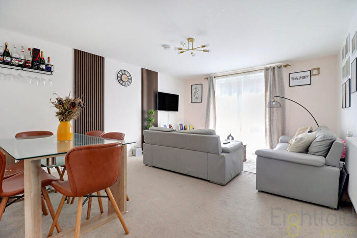 2 Bedroom Flat For Sale In Flat, Freehold Terrace, Brighton, East Sussex, BN2