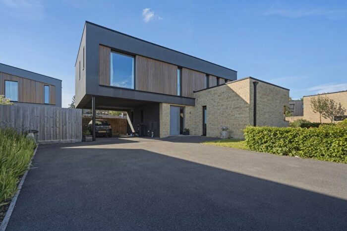 4 Bedroom Detached House For Sale In Hills Close, Bruton, Somerset, BA10
