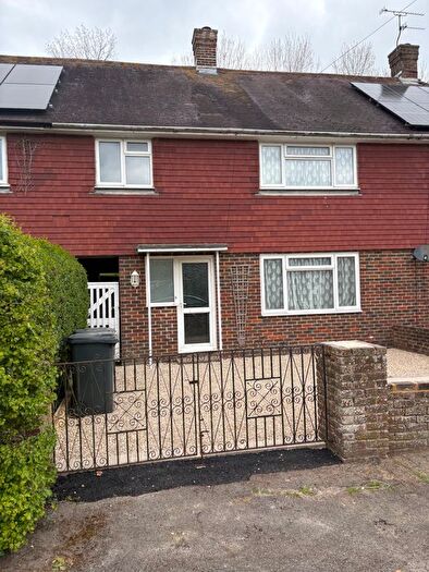 3 Bedroom Terraced House To Rent In Ades Field, Wilmington, BN26