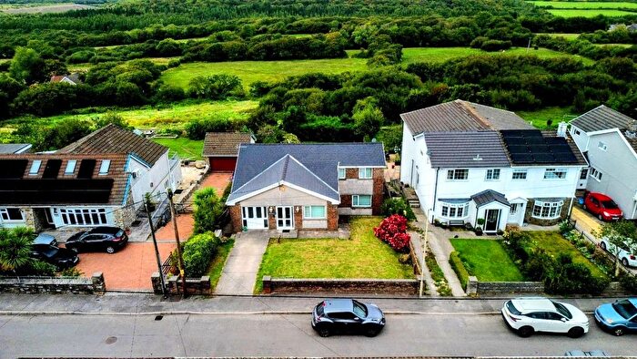 3 Bedroom Detached House For Sale In John Street, Cefn Cribwr, Bridgend, Bridgend County., CF32