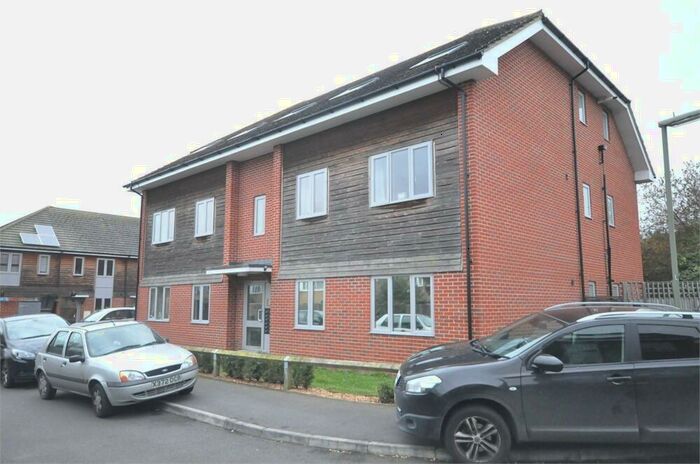 2 Bedroom Apartment To Rent In Thamesmead, Walton-On-Thames, Surrey, KT12
