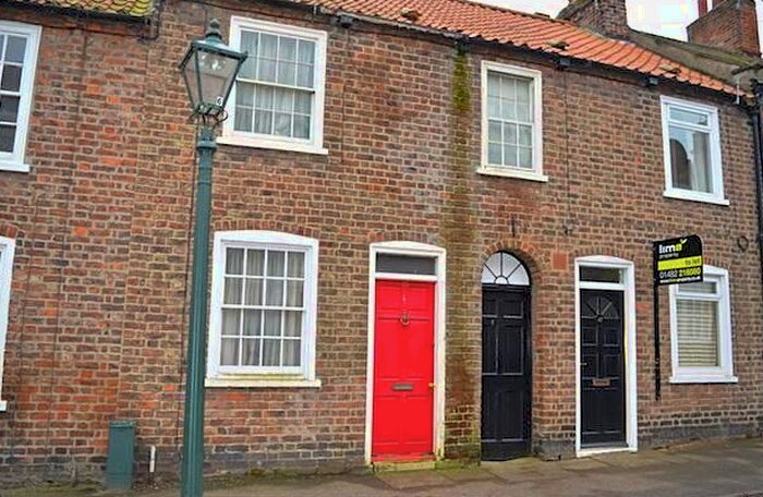 2 Bedroom Terraced House To Rent In Westwood Road, Beverley, HU17