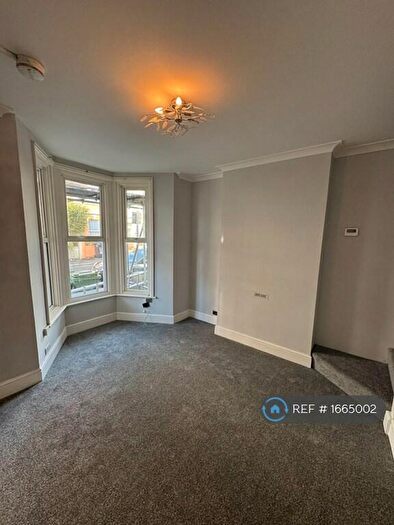 2 Bedroom Terraced House To Rent In Ceylon Place, Eastbourne, BN22