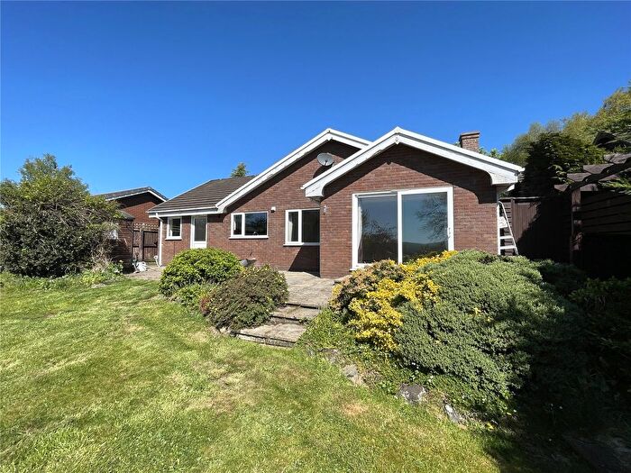 4 Bedroom Bungalow To Rent In Guidfa Meadows, Crossgates, Llandrindod Wells, Powys, LD1