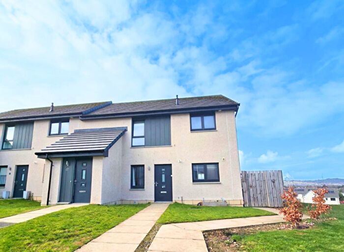 2 Bedroom House For Sale In Countess Park, Inverness, IV2