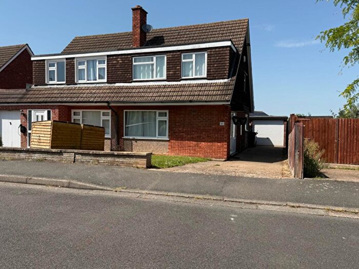 3 Bedroom Semi-Detached House To Rent In Sapcote Drive, Melton Mowbray, LE13