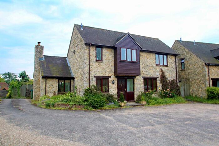 4 Bedroom Detached House To Rent In Long Crendon, Buckinghamshire, HP18