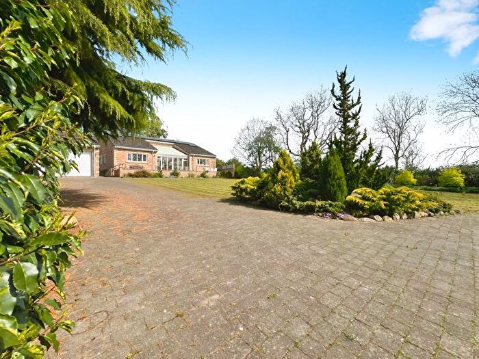 2 Bedroom Detached Bungalow For Sale In Ogle, Newcastle Upon Tyne, NE20