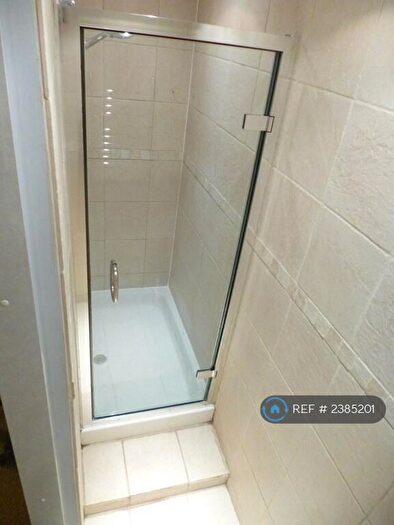 2 Bedroom Flat To Rent In Crowstone Road, Westcliff-On-Sea, SS0