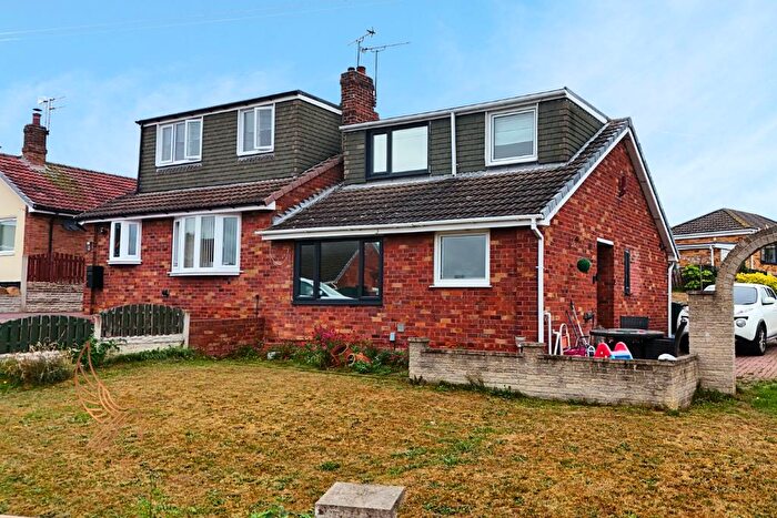 3 Bedroom Semi-Detached Bungalow For Sale In Oriel Way, Barnsley, S71