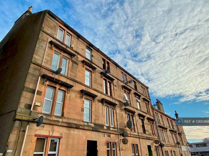 2 Bedroom Flat To Rent In Muir Street, Renfrew, PA4