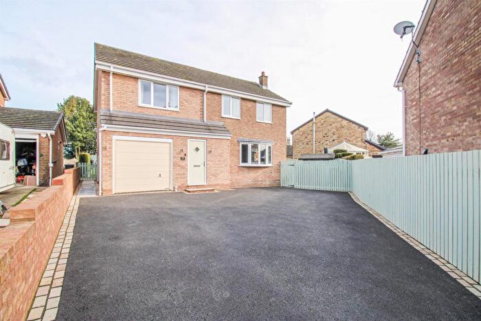 4 Bedroom Detached House For Sale In Haldane Close, Brierley, Barnsley, S72