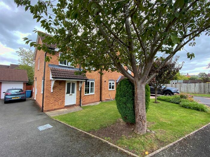 3 Bedroom Semi-Detached House To Rent In Bellars Gardens, Malvern, WR14