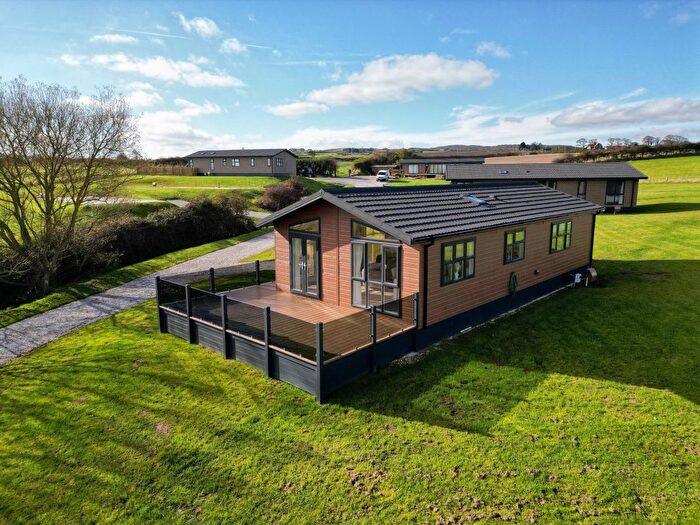 2 Bedroom Lodge For Sale In Guisborough Road, Whitby, YO21