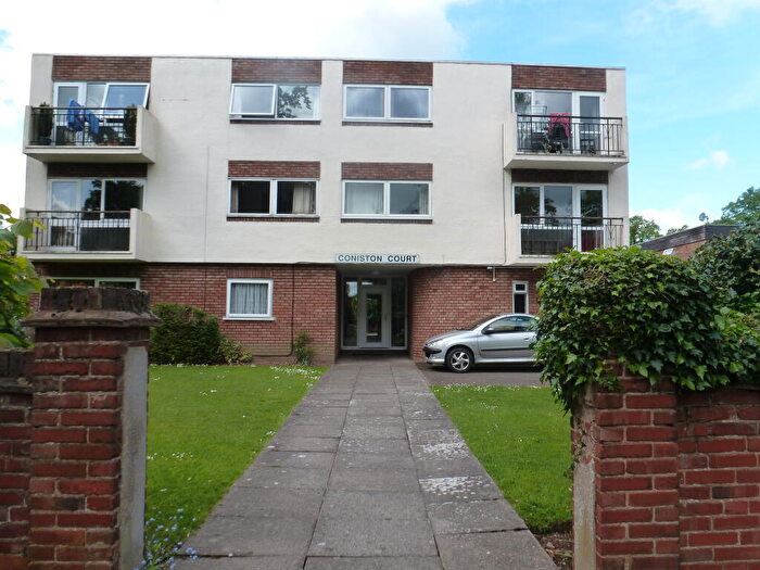2 Bedroom Apartment To Rent In Guys Cliffe Avenue, Leamington Spa, CV32
