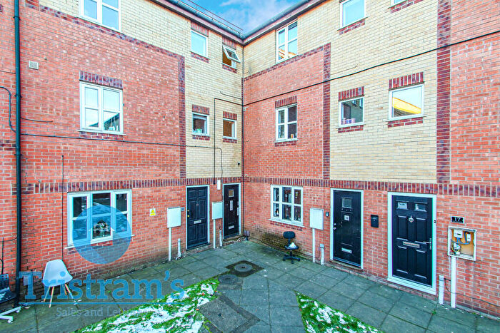 1 Bedroom Apartment To Rent In Denison Street, Radford, NG7