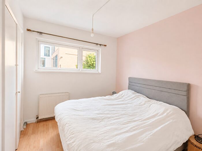 3 Bedroom Terraced House For Sale In Cherry Close, London, NW9