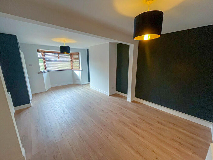 4 Bedroom Terraced House To Rent In Mannin Road, Romford, Essex, RM6