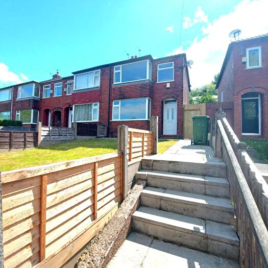3 Bedroom End Of Terrace House To Rent In Fotherby Drive, Manchester, M9