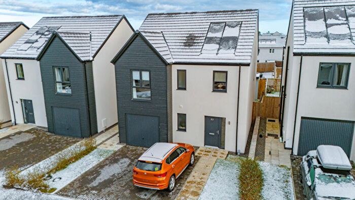 4 Bedroom Detached House For Sale In Maclachlan Place, Inverness, IV2