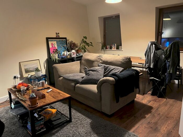 2 Bedroom Flat To Rent In Peckham High Street, Peckham SE15