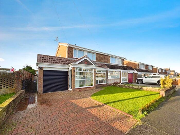 3 Bedroom Semi Detached House For Sale In Kielder Close, Blyth, NE24