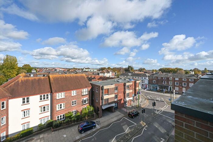 3 Bedroom Flat For Sale In The Penthouse, Southgate, Chichester, PO19