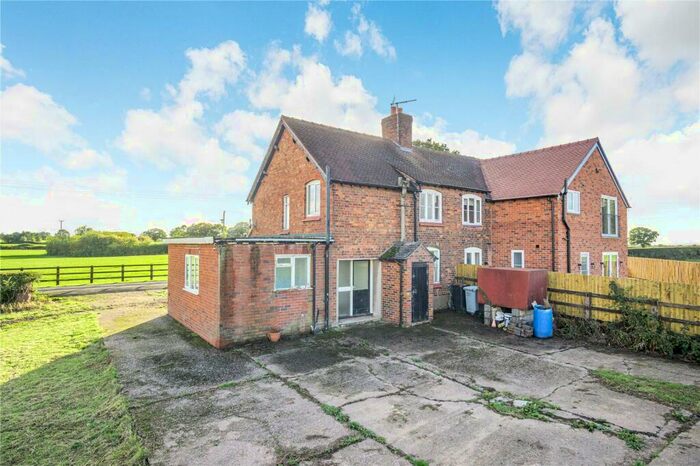 3 Bedroom Equestrian Facility For Sale In Pewit Hall Cottages, Pewit ...