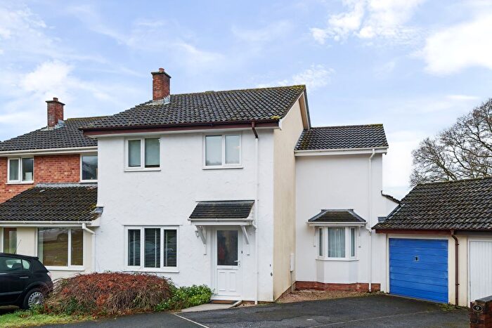 4 Bedroom Semi-Detached House For Sale In Bullands Close, Bovey Tracey, Newton Abbot, TQ13