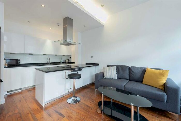 1 Bedroom Flat To Rent In Berners Street, London, W1T