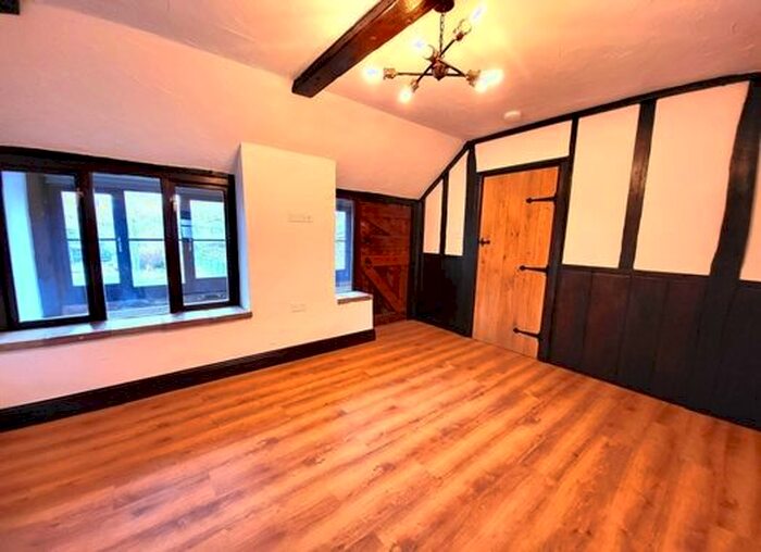 2 Bedroom Bungalow To Rent In Back Lane, Norwich, NR10