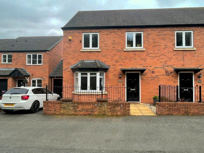 4 Bedroom Semi-Detached House To Rent In The Cloisters, Lawley Village, Telford, Shropshire, TF4
