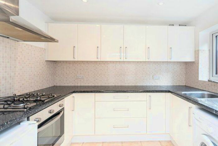 1 Bedroom Flat To Rent In Ashley Road, Poole BH14
