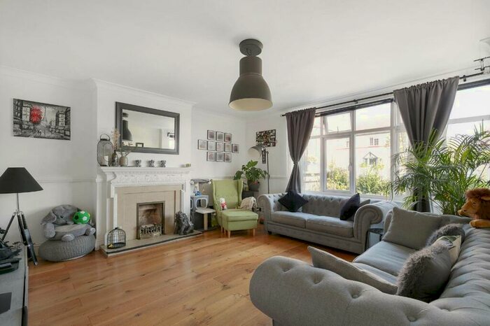 5 Bedroom End Of Terrace House To Rent In Canham Road, London, SE25