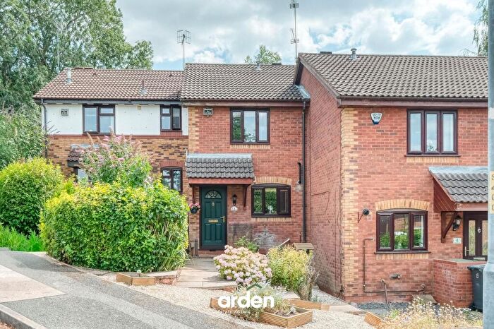 2 Bedroom Terraced House For Sale In Ashmores Close, Redditch, B97