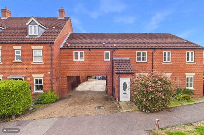 2 Bedroom Flat To Rent In Ironwood Avenue, Desborough, Kettering, Northamptonshire, NN14