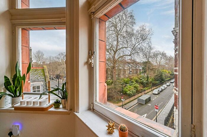 4 Bedroom Flat For Sale In Torrington Place, Covent Garden, London, WC1E