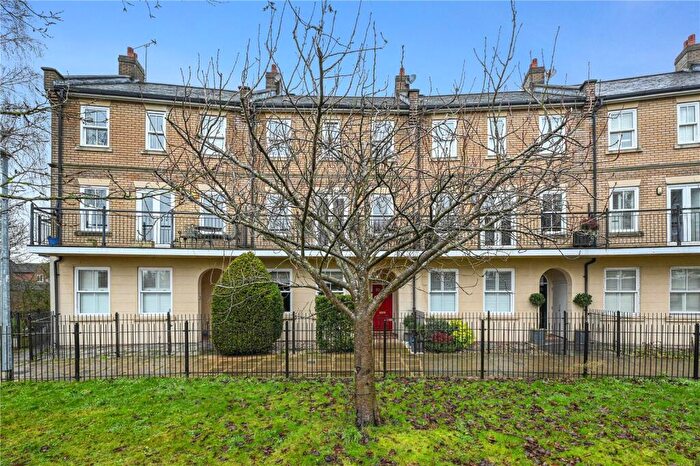 4 Bedroom Terraced House For Sale In Windley Tye, Chelmsford, Essex, CM1