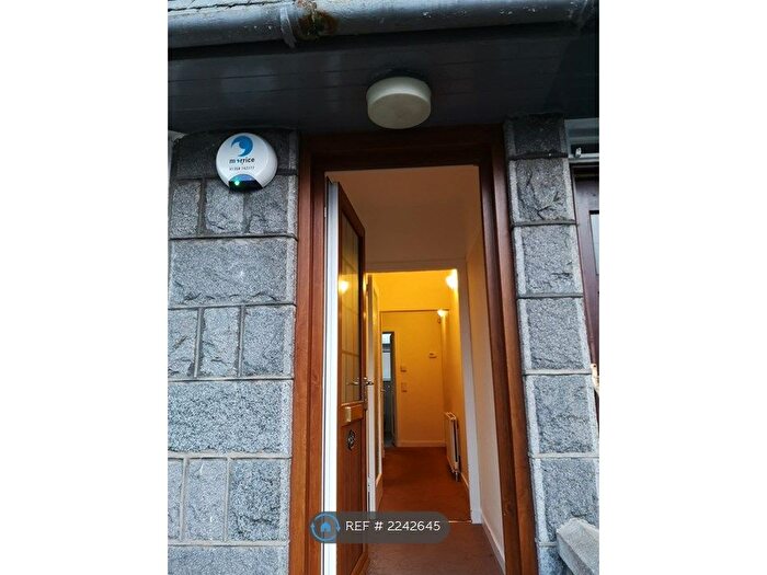 2 Bedroom Terraced House To Rent In Orchard Road, Aberdeen, AB24