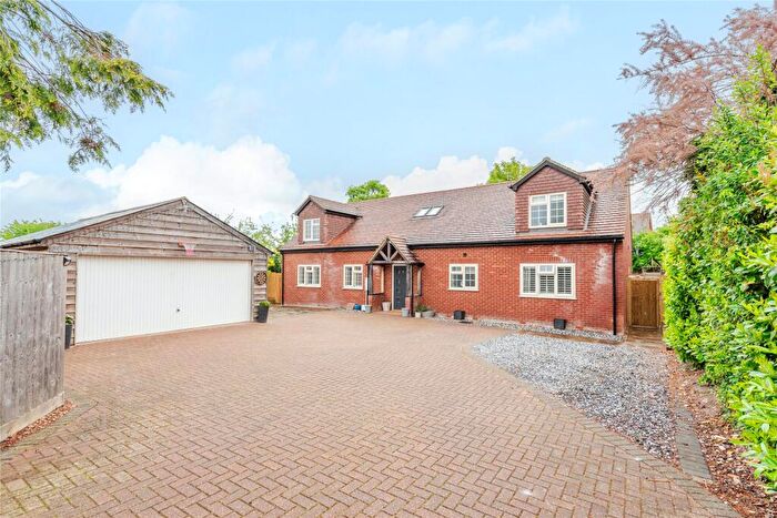 5 Bedroom Detached House For Sale In Green End Street, Aston Clinton, Aylesbury, Buckinghamshire, HP22