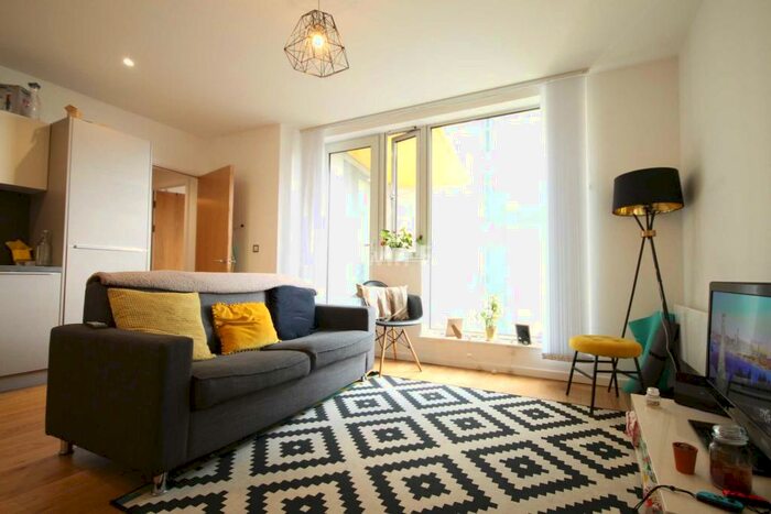 2 Bedroom Apartment To Rent In High Street, Manchester, M4