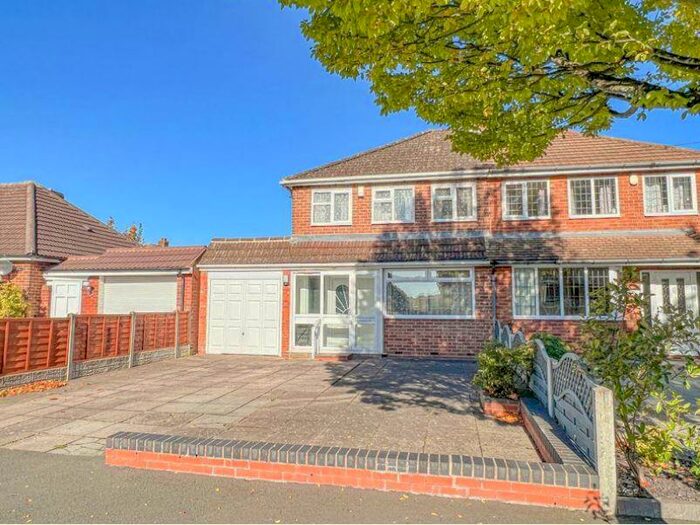 3 Bedroom House To Rent In Frankburn Road, Sutton Coldfield, B74