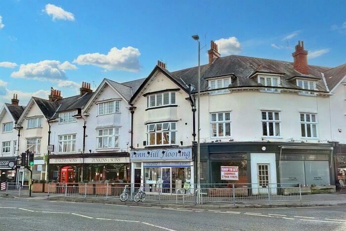 2 Bedroom Flat To Rent In Penn Hill, BH14