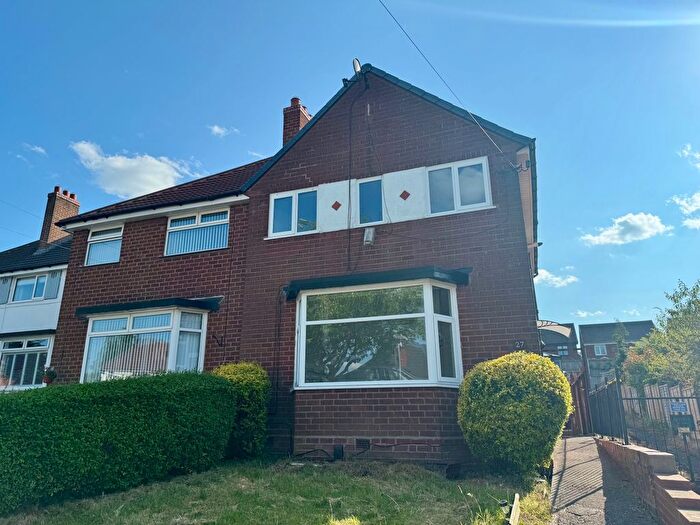 3 Bedroom Property To Rent In The Grove, Birmingham, B31